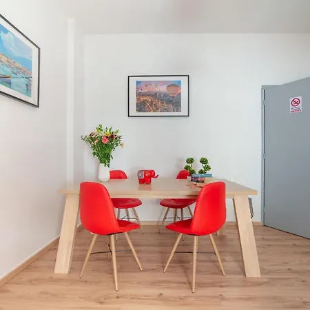 Apartment Modern Renovated Next To The Beachfront Heraklion (Crete)