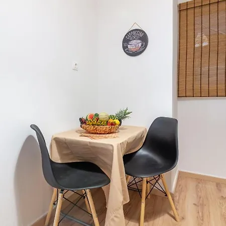 Modern Renovated Next To The Beachfront * Heraklion (Crete)